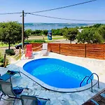 Family Friendly House With A Swimming Pool Maslenica, Novigrad - 13770 *
