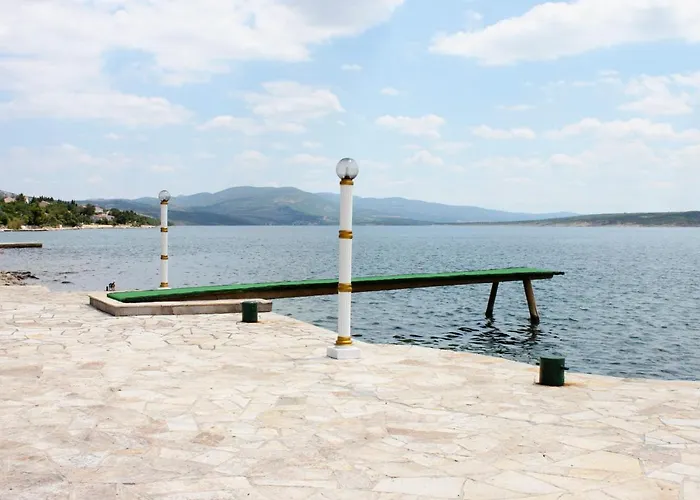 別荘 Family Friendly House With A Swimming Pool Maslenica, Novigrad - 13770 *