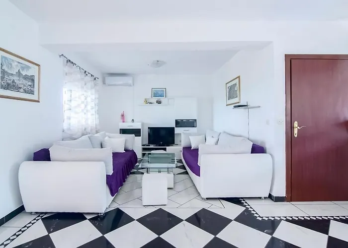 Family Friendly House With A Swimming Pool Maslenica, Novigrad - 13770 別荘