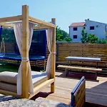 Family Friendly House With A Swimming Pool Maslenica, Novigrad - 13770 Ferienhaus